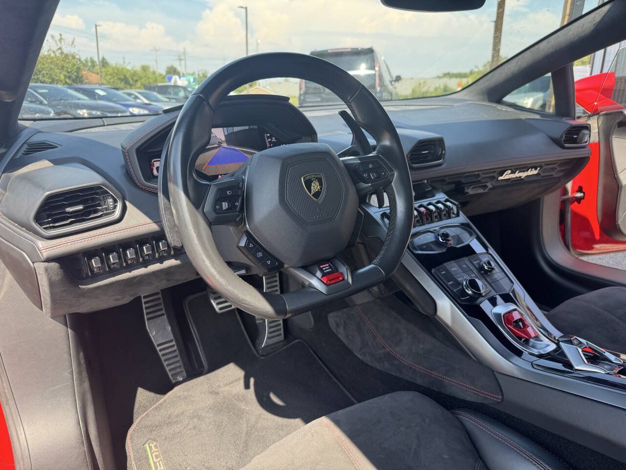 Used 2019 Lamborghini Huracan LP 580-2 RWD image 19