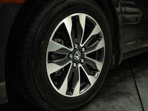 Used 2023 Honda Odyssey EX-L image 3