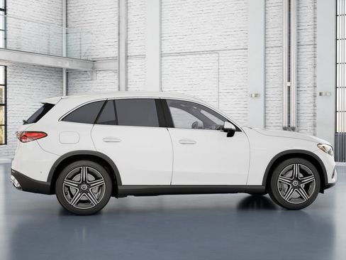 New 2026 Mercedes-Benz GLC 300 image 12
