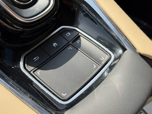 Used 2024 Acura RDX SH-AWD image 22