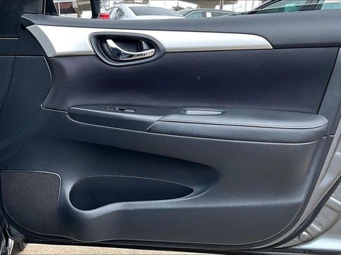 Used 2019 Nissan Sentra S image 21