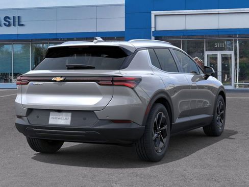 New 2026 Chevrolet Equinox EV LT FWD image 4