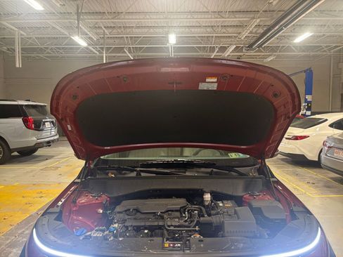 Used 2025 Hyundai Kona SEL image 32