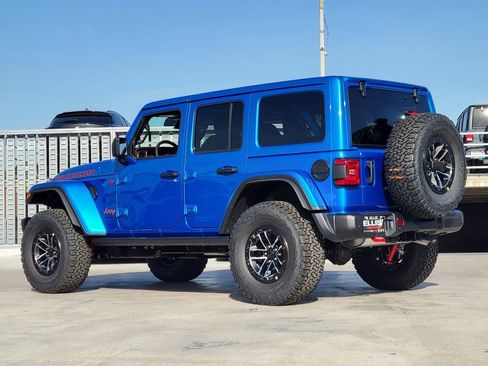 New 2026 Jeep Wrangler Unlimited Rubicon w/ Xtreme 35 Tire Package image 2