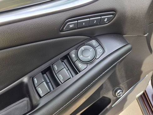 Certified 2020 Buick Enclave Avenir w/ Avenir Technology Package FWD image 20