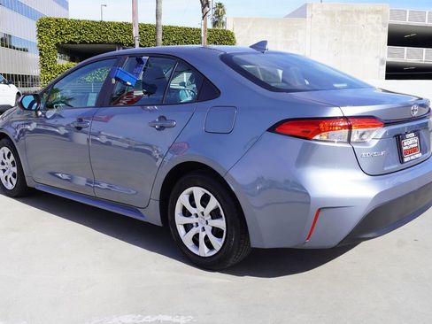 Certified 2025 Toyota Corolla LE image 5