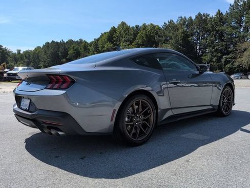 Used 2025 Ford Mustang GT Premium RWD image 4