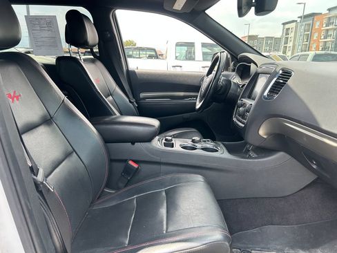 Used 2017 Dodge Durango R/T AWD/4WD image 38