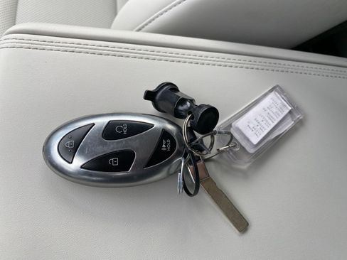 Used 2025 Hyundai Santa Fe SEL image 21