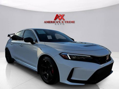 Used 2025 Honda Civic Type R image 7