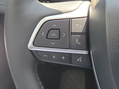 New 2026 Toyota Highlander Platinum AWD/4WD image 9