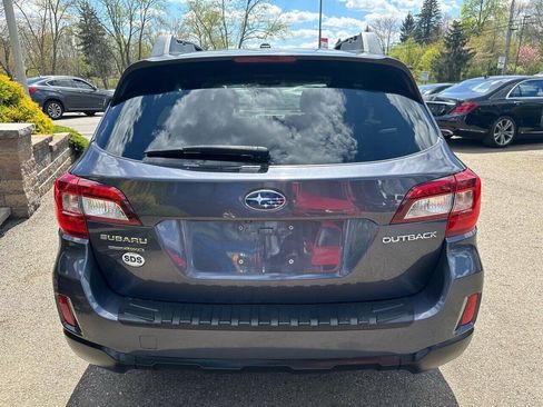 Used 2015 Subaru Outback 2.5i Limited AWD/4WD image 5