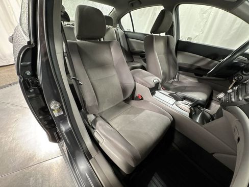 Used 2012 Honda Accord LX image 29