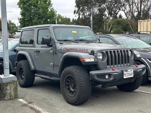 Used 2022 Jeep Wrangler Rubicon AWD/4WD image 2