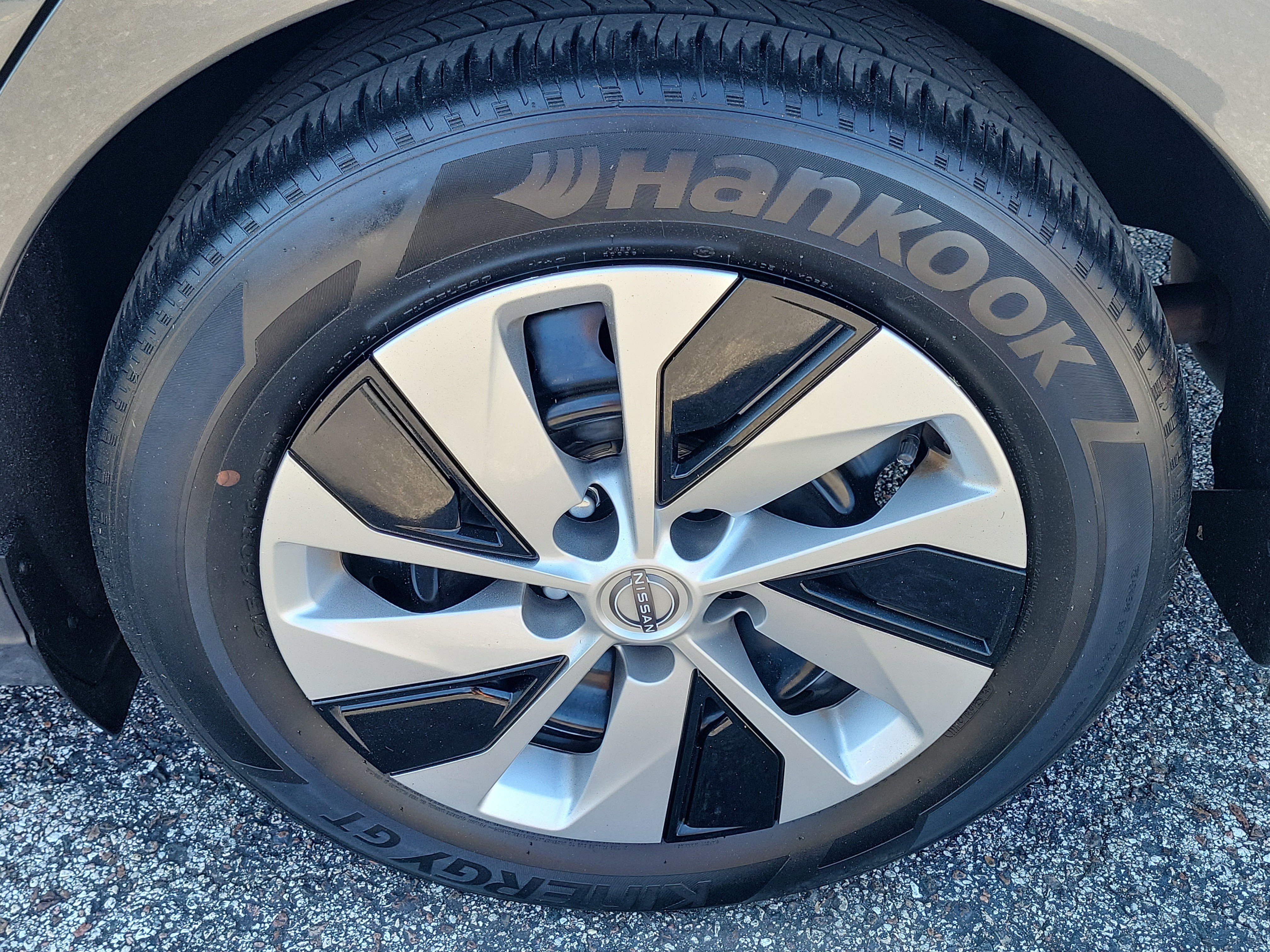 Certified 2024 Nissan Altima 2.5 S FWD image 8