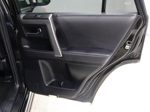 Used 2023 Toyota 4Runner Limited AWD/4WD image 21