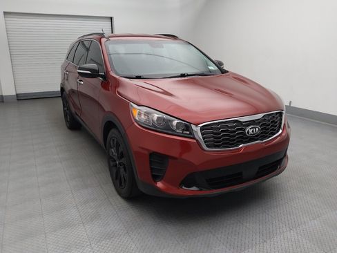Used 2020 Kia Sorento S FWD image 14