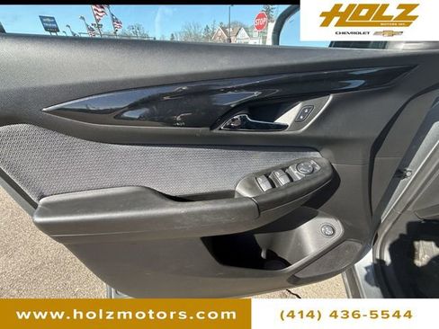 Certified 2024 Chevrolet TrailBlazer LT w/ Convenience Package image 22