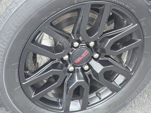 Used 2023 GMC Sierra 1500 Elevation AWD/4WD image 16