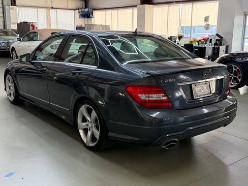 Used 2014 Mercedes-Benz C 250 Sedan image 4