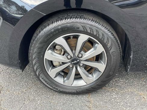 Used 2023 Kia Rio S w/ Technology Package image 7