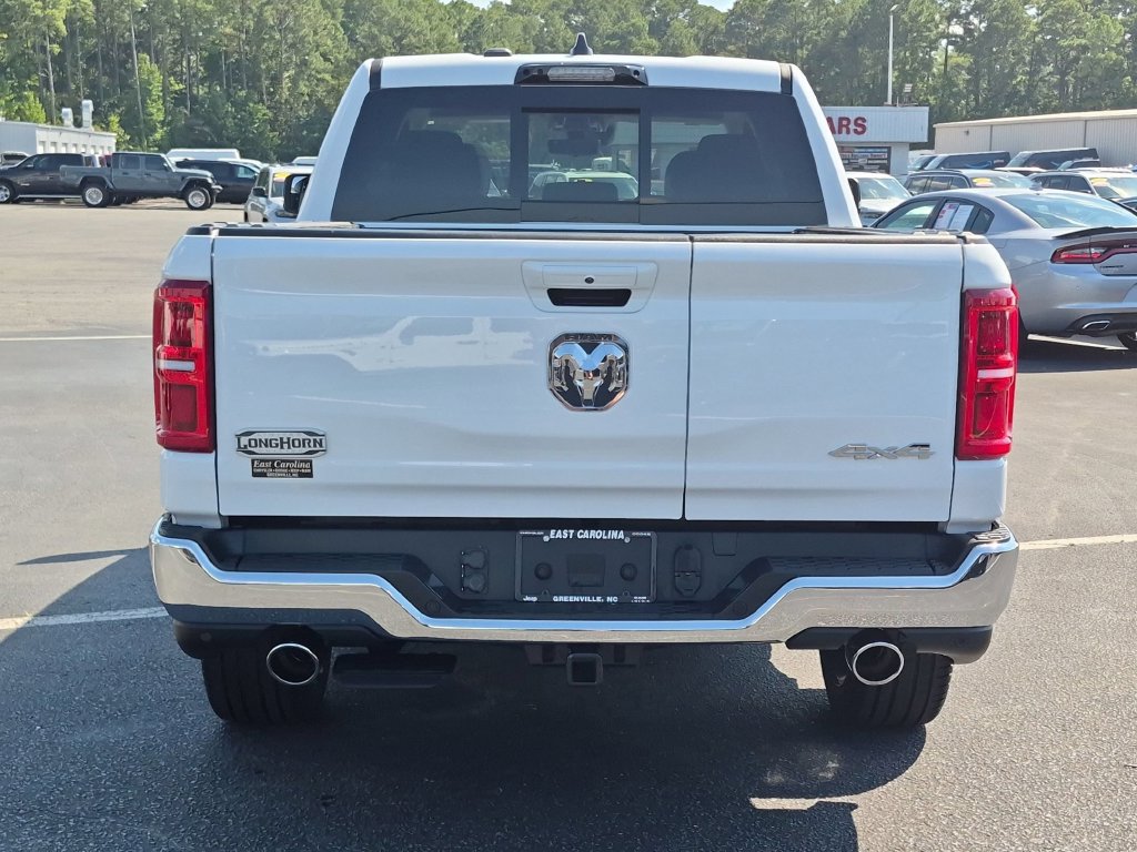 Used 2025 RAM 1500 Limited AWD/4WD image 4