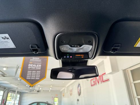 Certified 2025 Chevrolet Colorado ZR2 AWD/4WD image 27