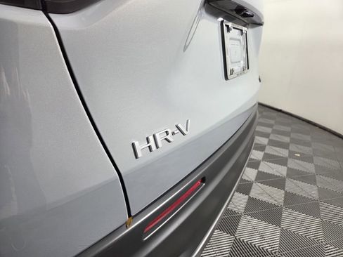 Used 2025 Honda HR-V Sport image 24