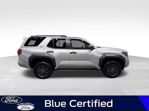 Used 2025 Toyota 4Runner SR5 image 5