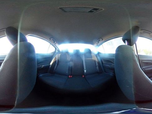 Used 2025 Nissan Versa SV image 41