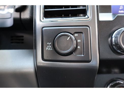 Used 2020 Ford F150 XLT AWD/4WD image 25