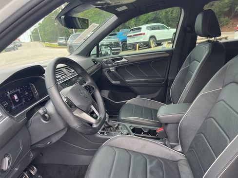 Used 2024 Volkswagen Tiguan SEL R-Line AWD/4WD image 7