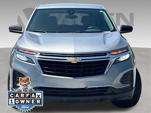 Used 2024 Chevrolet Equinox LS w/ LS Convenience Package FWD image 2