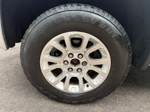 Used 2018 GMC Sierra 1500 SLE w/ SLE Value Package AWD/4WD image 33