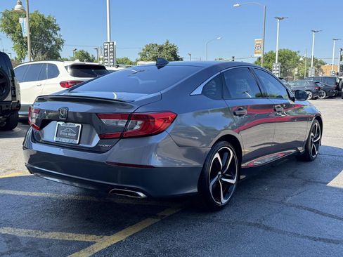 Used 2018 Honda Accord Sport image 12