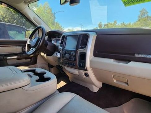 Used 2015 RAM 1500 Laramie w/ Convenience Group image 15