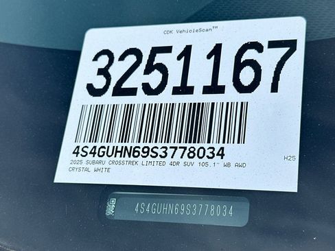Certified 2025 Subaru Crosstrek 2.5i Limited w/ Crosstrek Mirror Package AWD/4WD image 4