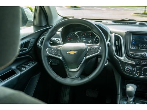 Used 2024 Chevrolet Equinox LT AWD/4WD image 20