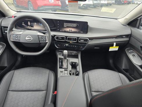 New 2026 Nissan Sentra SR w/ SR Premium Package FWD image 22