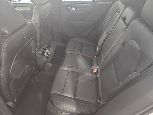 New 2026 Volvo XC40 B5 Plus w/ Climate Package image 19