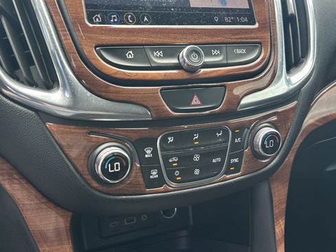 Certified 2020 Chevrolet Equinox LT w/ Sport Edition FWD image 26