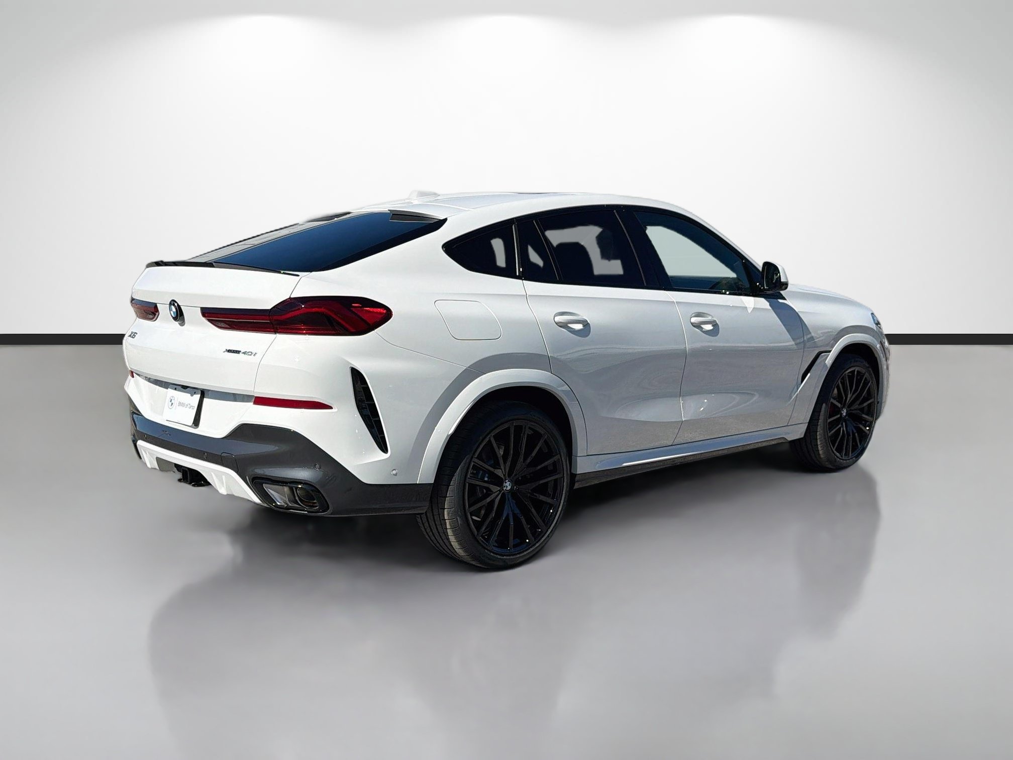 New 2027 BMW X6 xDrive40i w/ Executive Package AWD/4WD image 3