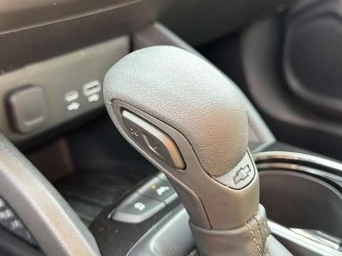 Certified 2023 Chevrolet TrailBlazer LT w/ Convenience Package FWD image 19