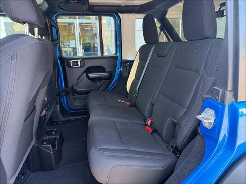 Certified 2021 Jeep Wrangler Unlimited Sport image 12