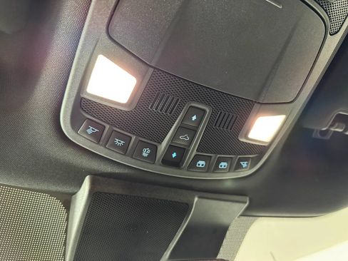 Used 2022 Ford F350 Lariat w/ Black Appearance Package AWD/4WD image 25