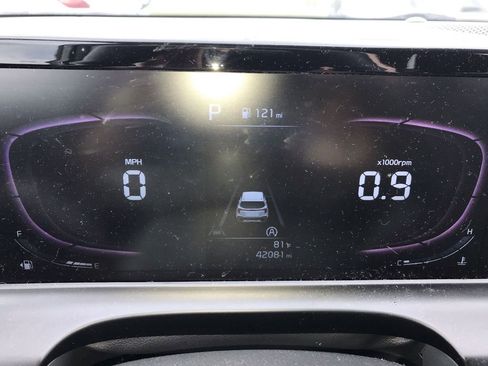 Used 2024 Kia Seltos LX AWD/4WD image 14