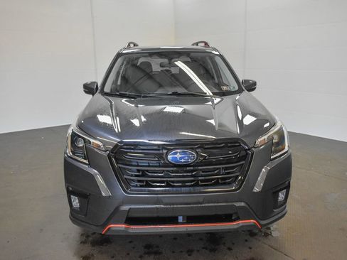 Used 2023 Subaru Forester Sport image 2