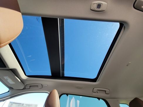 New 2026 Nissan Rogue Platinum w/ Platinum Premium Package image 9