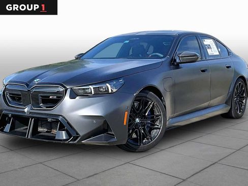 Used 2026 BMW M5 w/ Carbon Package AWD/4WD image 1