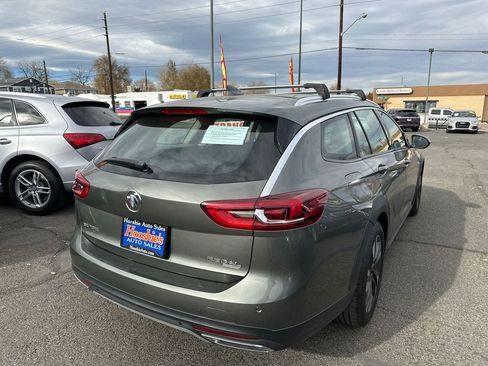 Used 2018 Buick Regal Essence w/ Driver Confidence Package #1 image 13